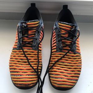 Women’s Nike sneakers